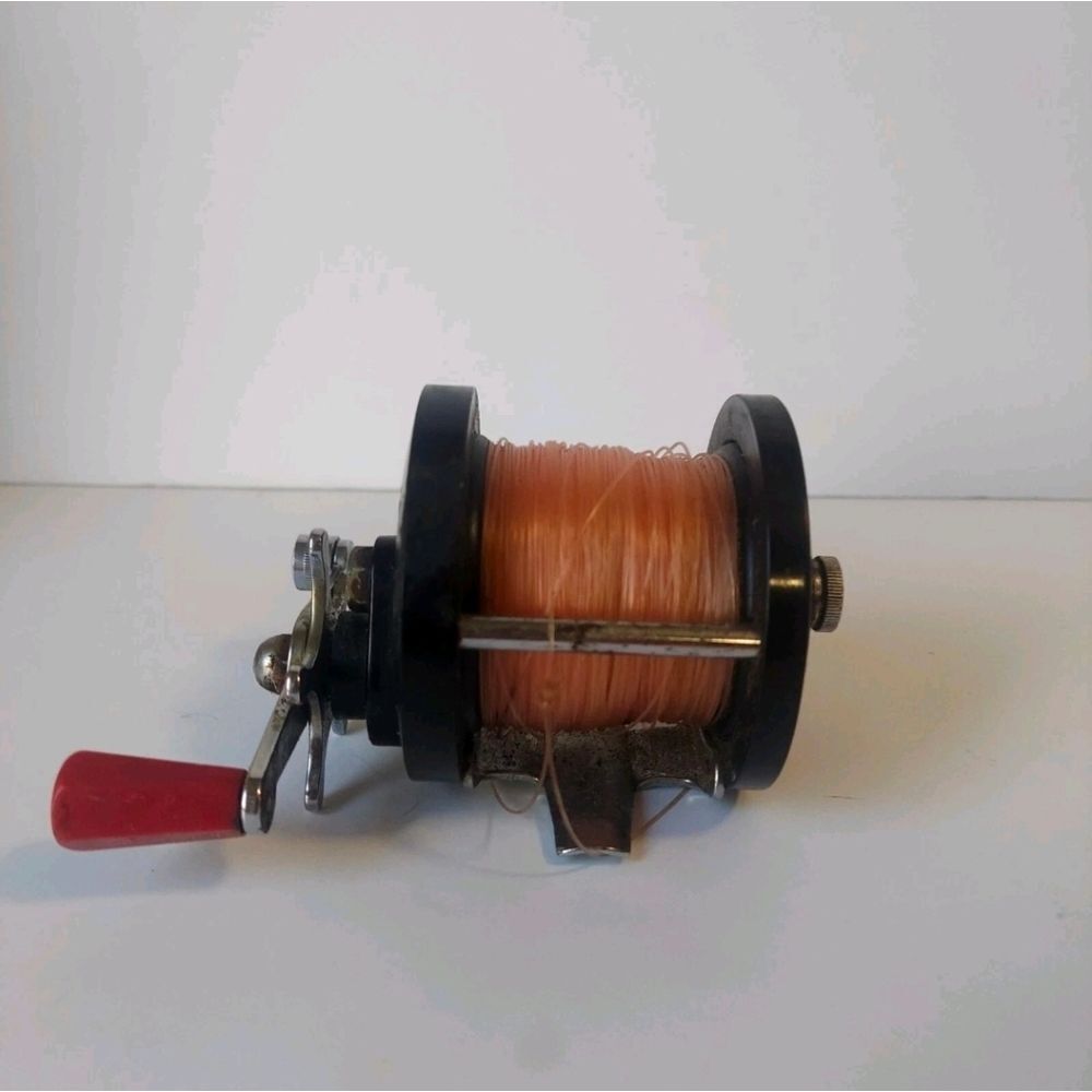 Vintage Horrocks Ibbotson Co. Fishing Reel Ithaca NY Model 315